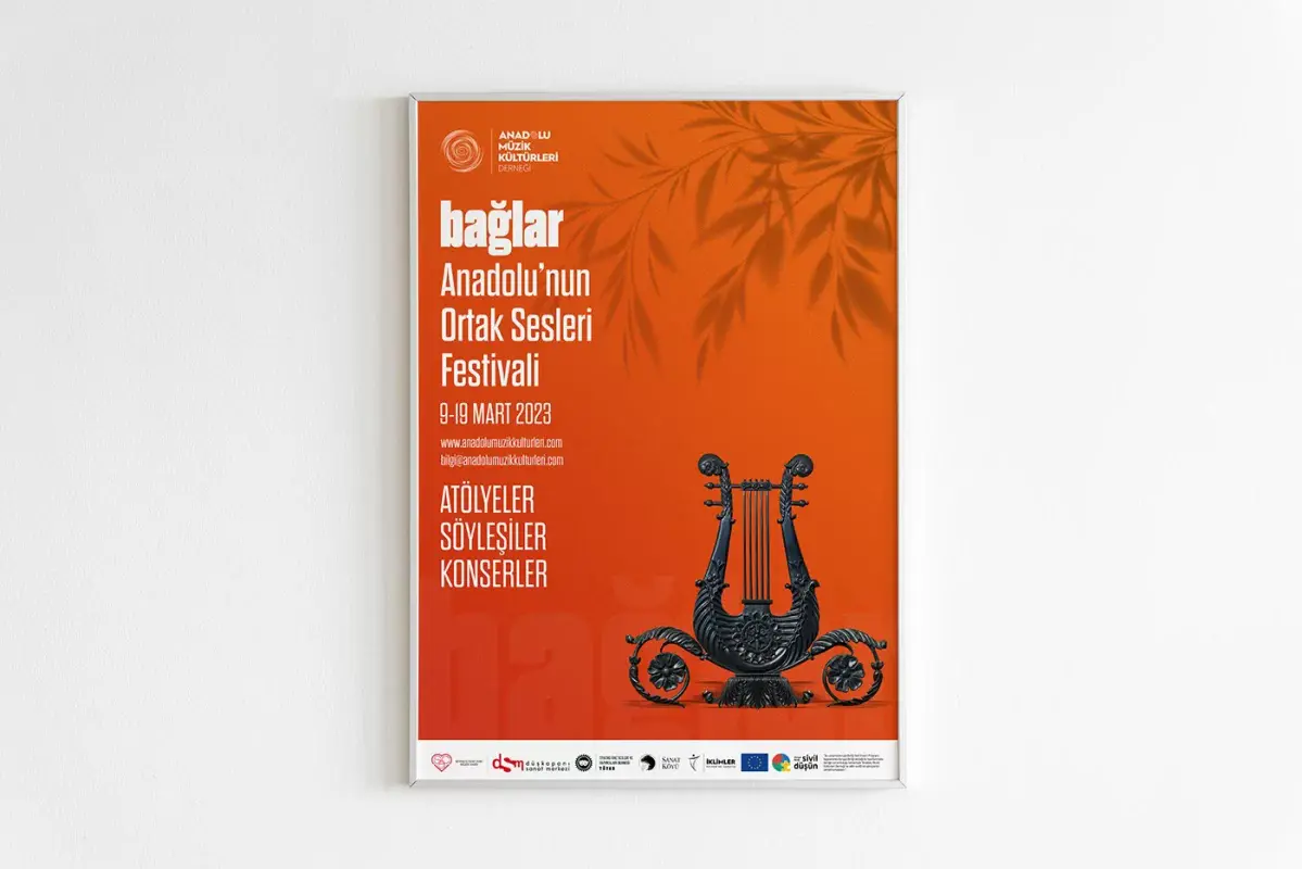 5bb826175216939.64afb4baa6a63